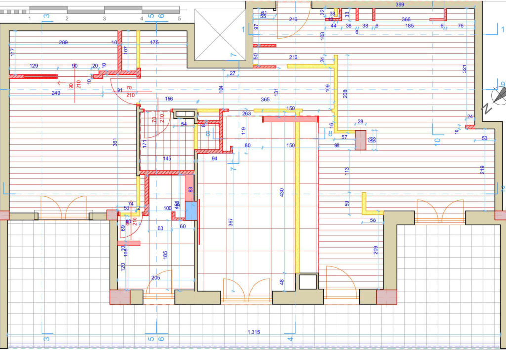 casa F, planimetria con indicazione delle demolizioni e delle nuove costruzioni